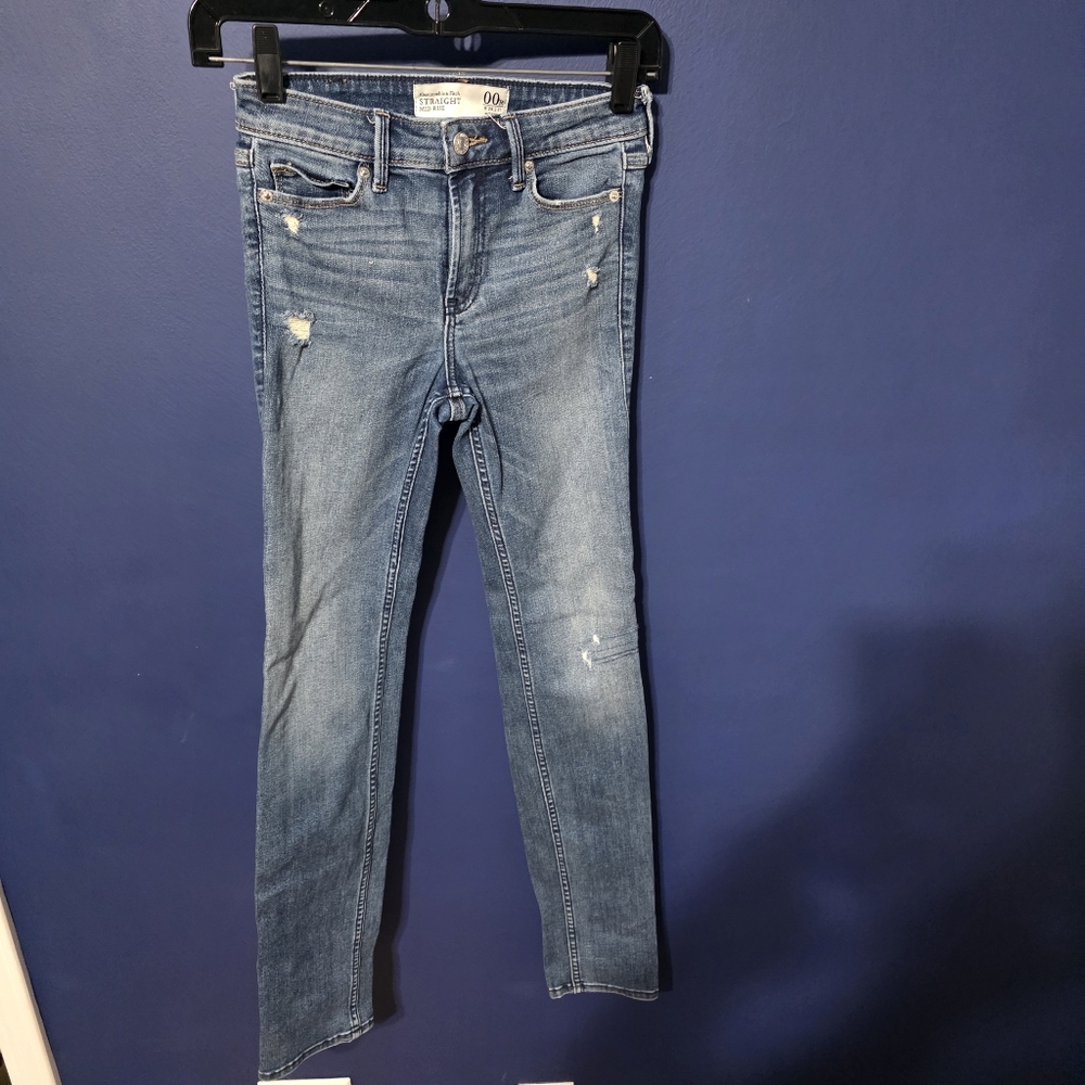 Abercrombie Fitch Women's jeans A&F Straight Distressed Size 00S24x29 Mid rise
